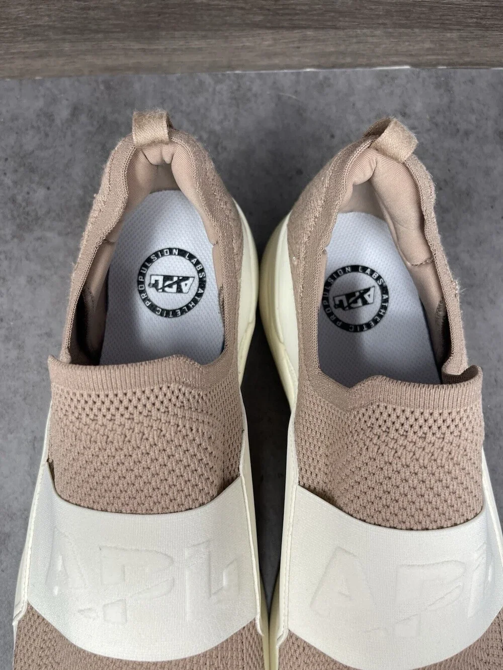 APL TechLoom Bliss Mens Size 14 Beige Slip On Walking Comfort Knit Lot Sneakers